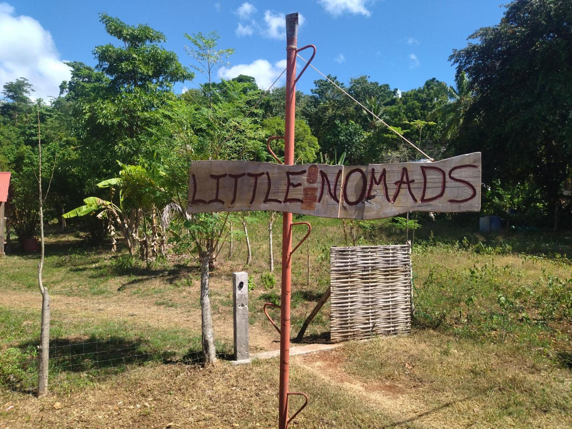 Little Nomads Eco-Guesthouse Siquijor Buitenkant foto