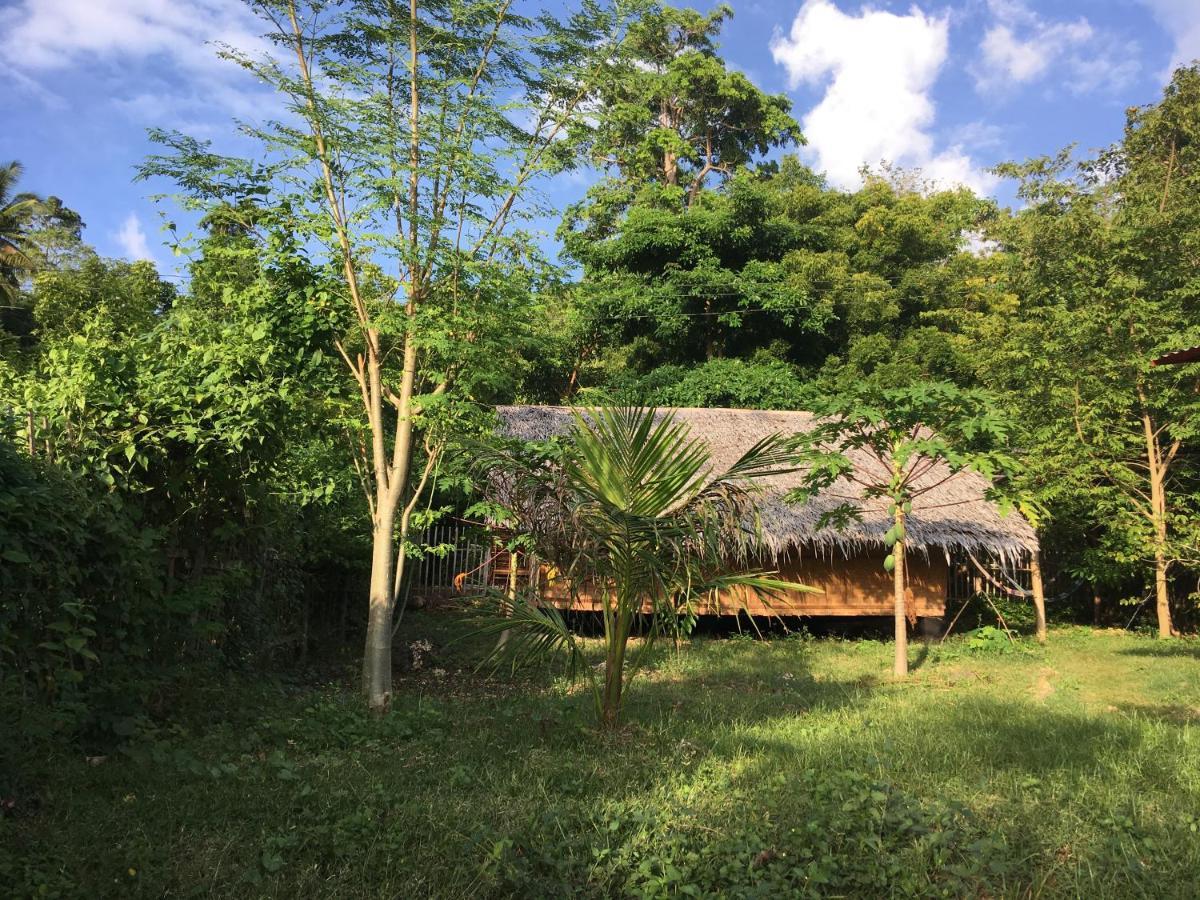 Little Nomads Eco-Guesthouse Siquijor Buitenkant foto